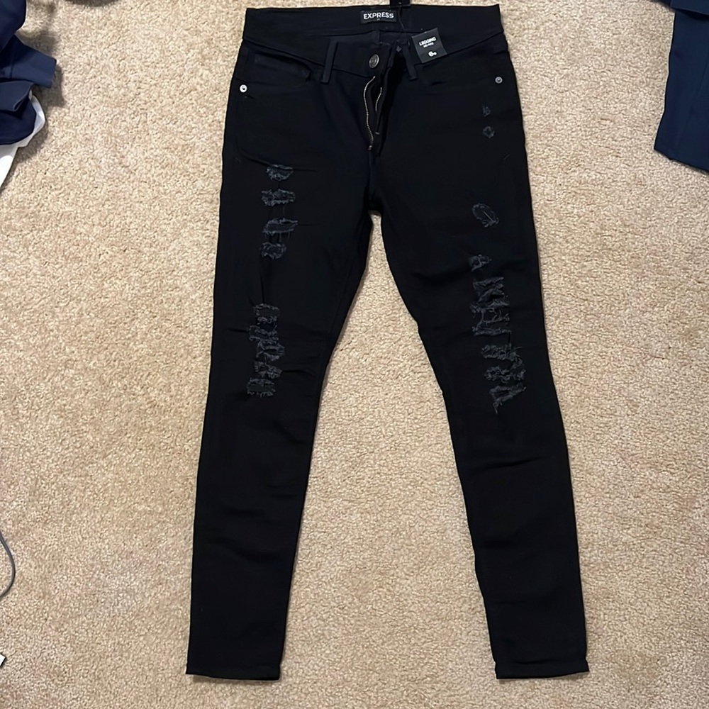 NWT Black Express Destressed Jeggings